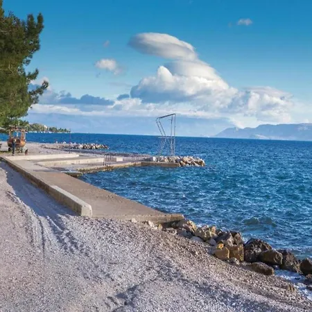 דירה In Croatia With Pool & Forest View דראמליי