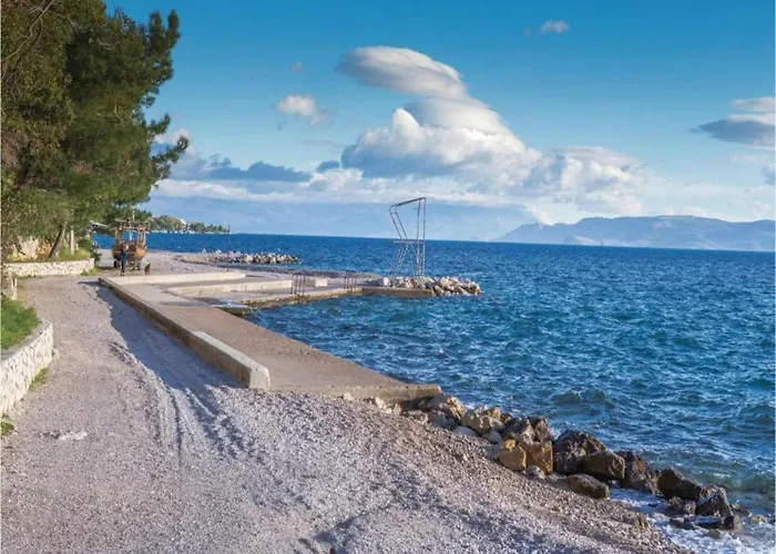 דירה In Croatia With Pool & Forest View דראמליי