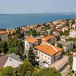 In Croatia With Pool & Forest View アパート ドラマリ