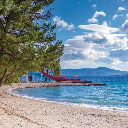 Appartamento In Croatia With Pool & Forest View *