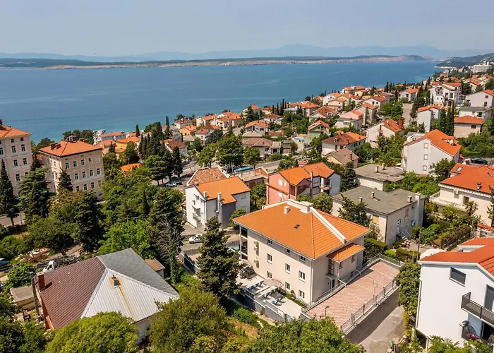 In Croatia With Pool & Forest View Apartment Dramalj