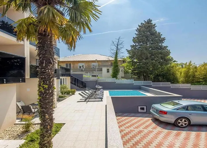 In Croatia With Pool & Forest View * Dramalj